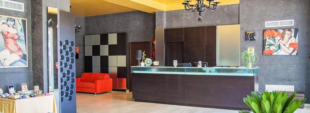 Hotel Pacla Avola Bagian luar foto