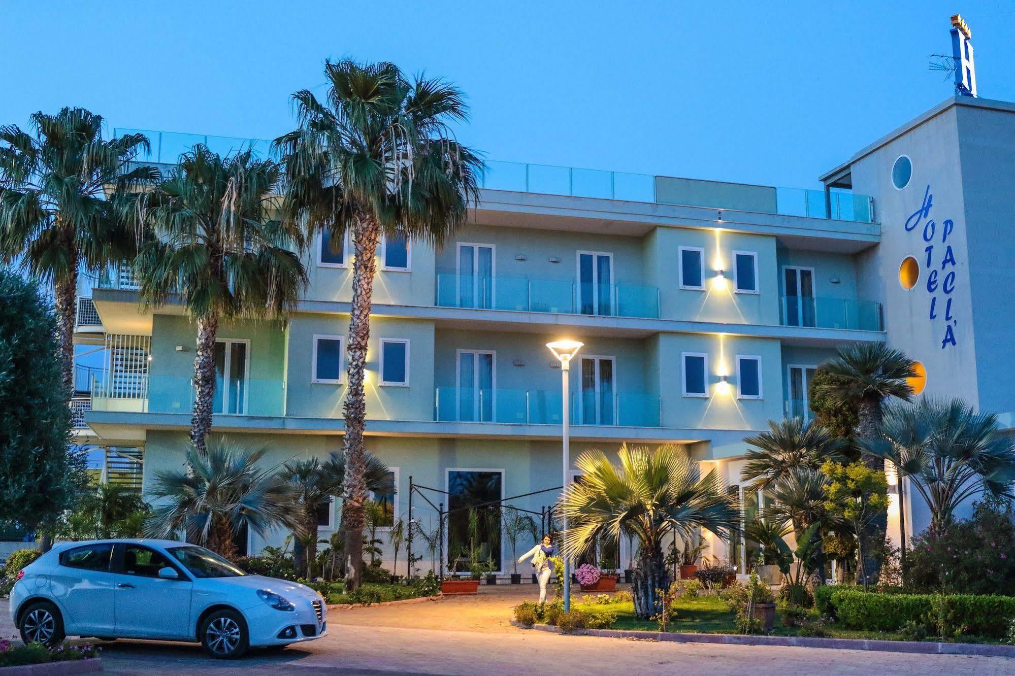 Hotel Pacla Avola Bagian luar foto