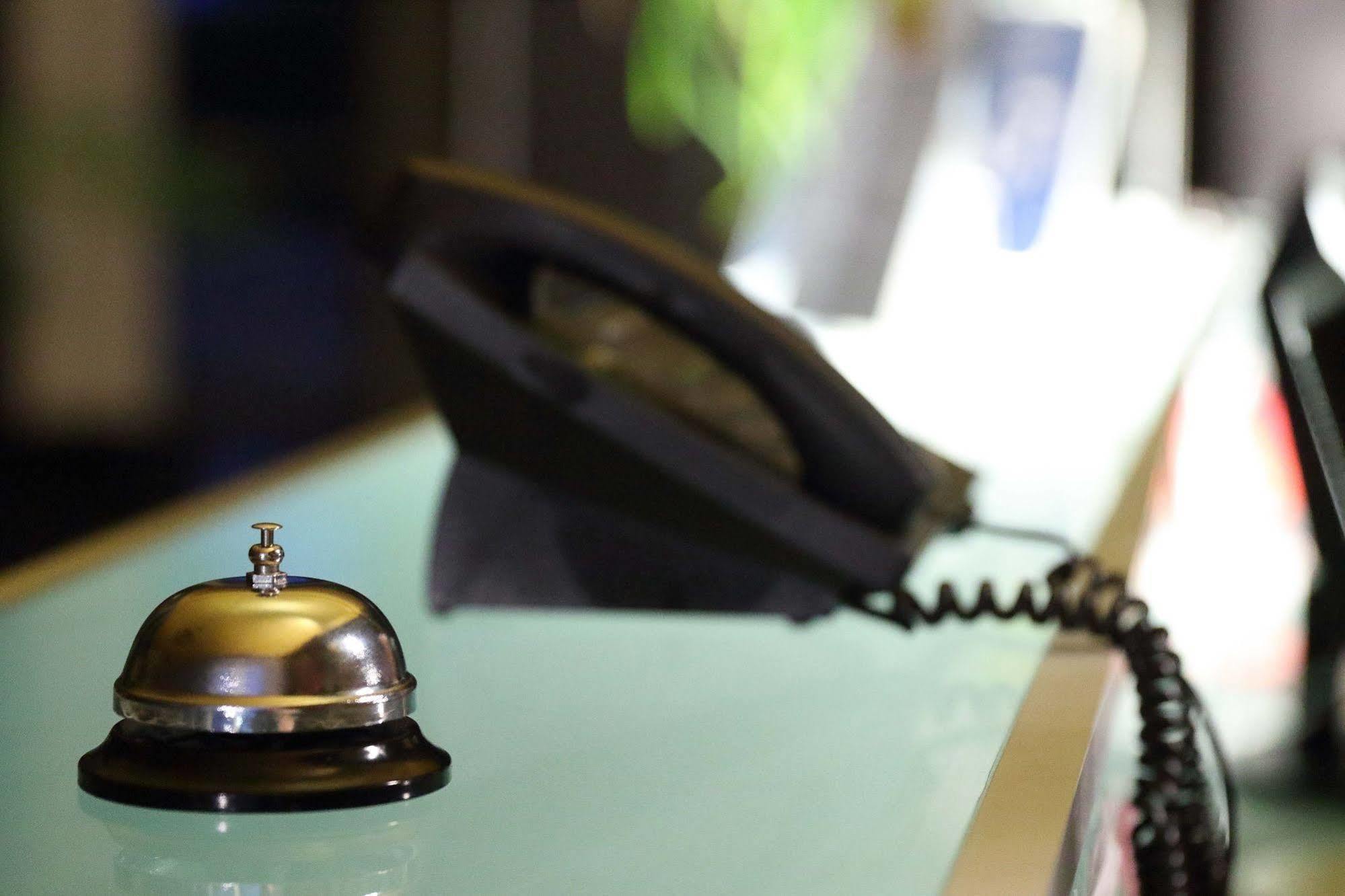 Hotel Pacla Avola Bagian luar foto