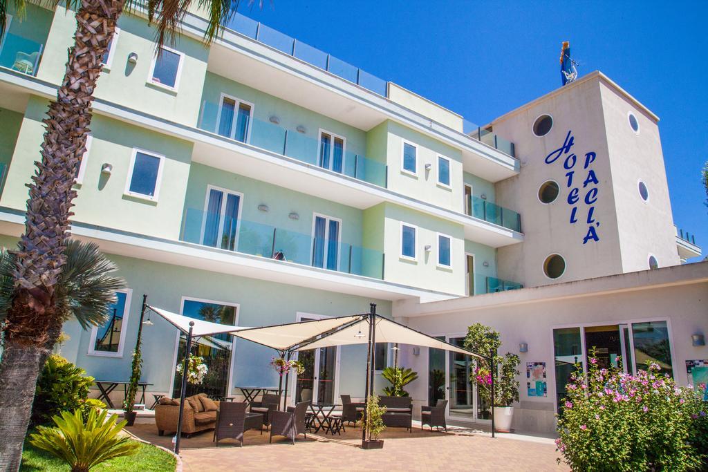 Hotel Pacla Avola Bagian luar foto